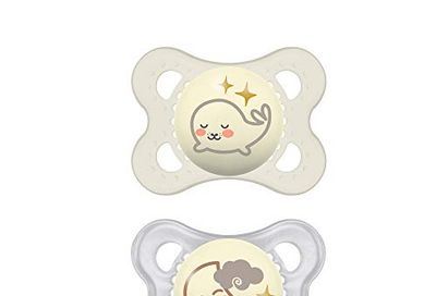 MAM Night Pacifier for 0-6 Months (2 Pack, 1 Sterilizing Pacifier Case), MAM Glow in the Dark Soother with a Soft Silicone Nipple, Baby Essentials, Unisex, Designs May Vary $4.97 (Reg $7.97)