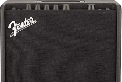 Fender Mustang LT-25 - Digital Guitar Amplifier $189.99 (Reg $229.99)