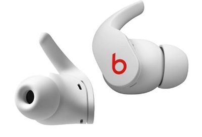 Amazon Canada Deals: Save 40% on Beats Earbuds + 50% on Pickleball Paddles Set of 4 with Promo Code + More