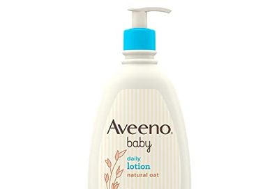 Aveeno Baby Daily Moisture Body Lotion for Delicate Skin, Natural Colloidal Oatmeal & Dimethicone, Hypoallergenic Moisturizing Baby Lotion, Fragrance-, Phthalate- & Paraben-Free, 532mL $8.56 (Reg $14.97)
