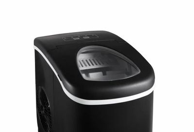 Walmart: Frigidaire Portable Countertop Ice Maker, Bullet-Shaped, 26lbs $59.99 (Clearance)