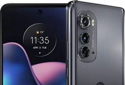 Best Buy: Motorola Edge 2022 Phone $179.99 from $299.99