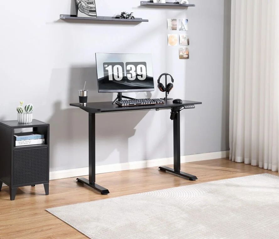 Walmart: Hometrends Height-Adjustable Desk - $50