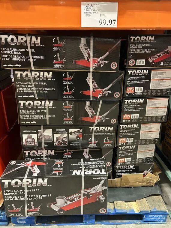 Costco: Torin Steel/Aluminum 3 ton Floor Jack $99.97 *YMMV* Costco Comox