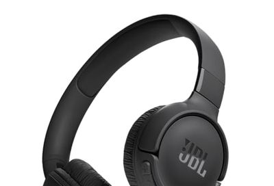 JBL Tune 520BT - Wireless On-Ear Headphones, Up to 57H Battery Life and Speed Charge, Lightweight, Comfortable and Foldable Design, Hands-Free Calls with Voice Aware (Black)
