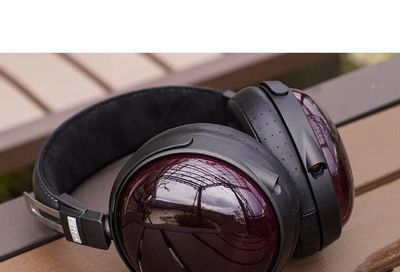 FiiO FT13 headphones
