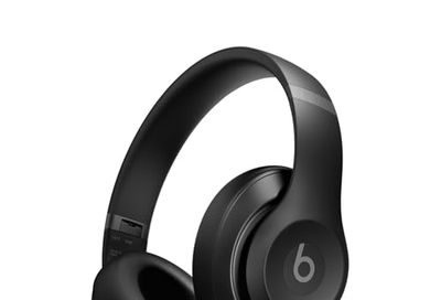 Beats Studio Pro - Wireless Bluetooth Noise Cancelling Headphones - Personalized Spatial Audio, USB-C Lossless Audio, Apple & Android Compatibility, Up to 40 Hours Battery Life - Black