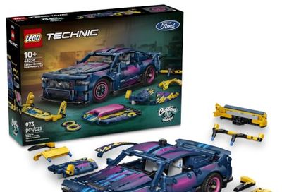 LEGO Technic Custom Garage Ford Mustang GT Car 42236